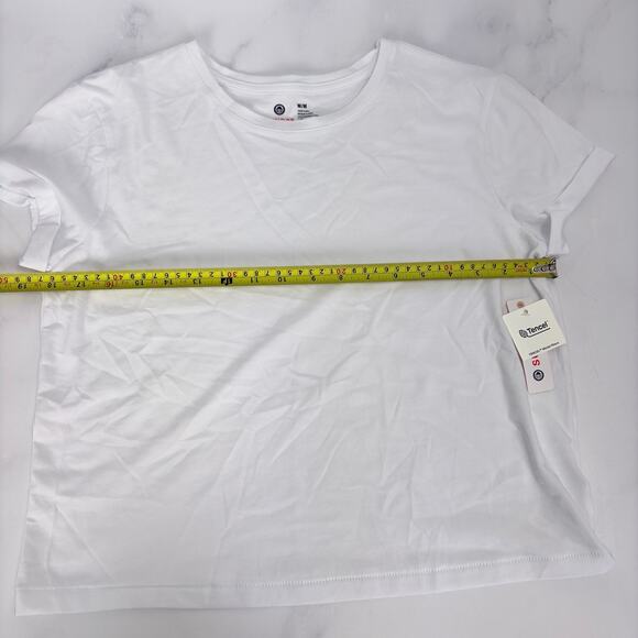 Sundry NWT Classic Elevated Essential Minimalist White Tee in Pima Cotton Size M - Picture 10 of 14
